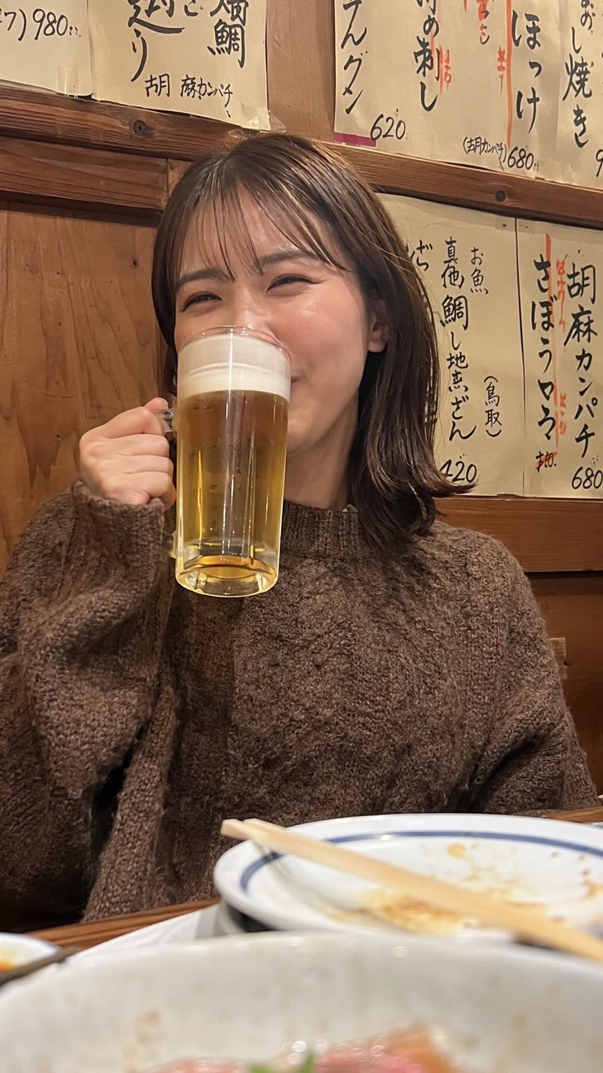 居酒屋で乾杯のあと